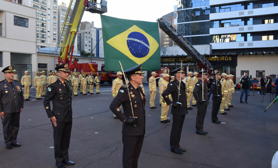 No dia 2 de julho, em celebração ao Dia do Bombeiro Brasileiro, o  Corpo de Bombeiros do Paraná (CBMPR) realizou uma solenidade especial, com desfiles e homenagens