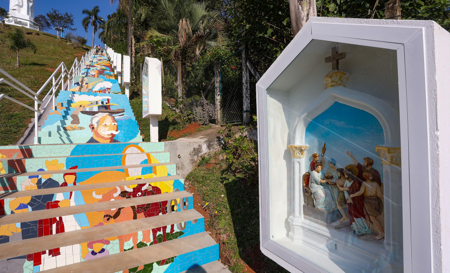Escadaria Morro do Cristo Uniao da Vitória Foto Gilson Abreu