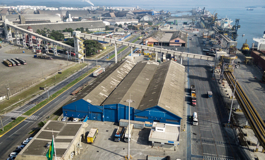 Porto de Paranaguá conta com área exclusiva para cargas do Paraguai