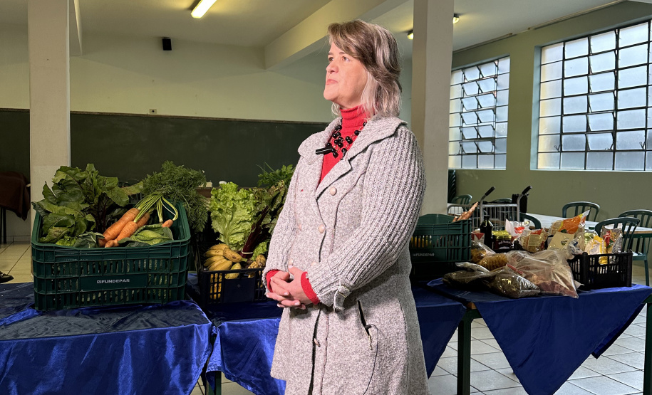 EDUCAÇÃO - ALIMENTAÇÃO DOMICILIAR  - ATENDE 800 ALUNOS