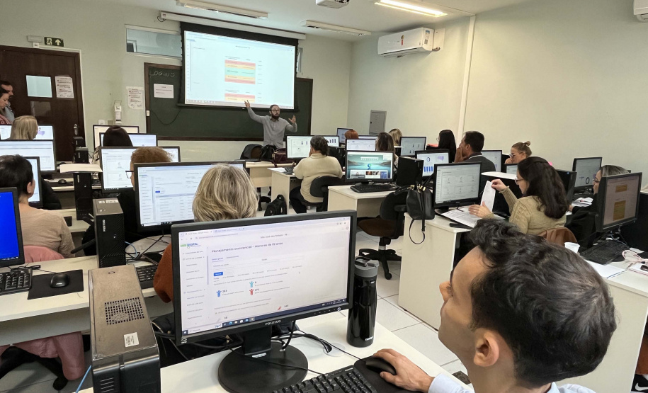 Sesa promove o primeiro treinamento para efetivar a implantação da plataforma “Paraná Saúde Digital”