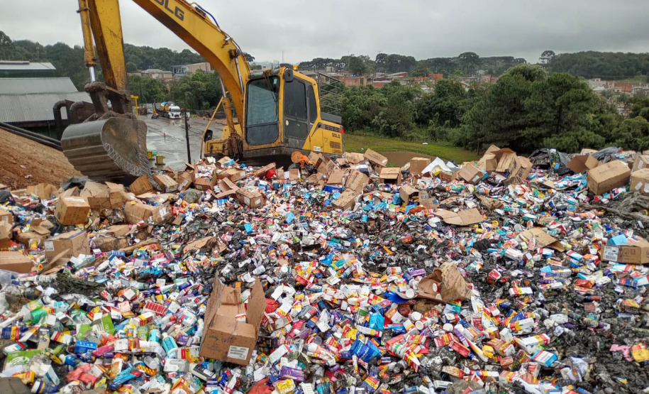 PCPR destrói 11,9 toneladas de medicamentos apreendidos no primeiro semestre em Curitiba