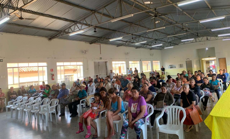 COHAPAR - Entrega de títulos de regularização fundiária em Japira