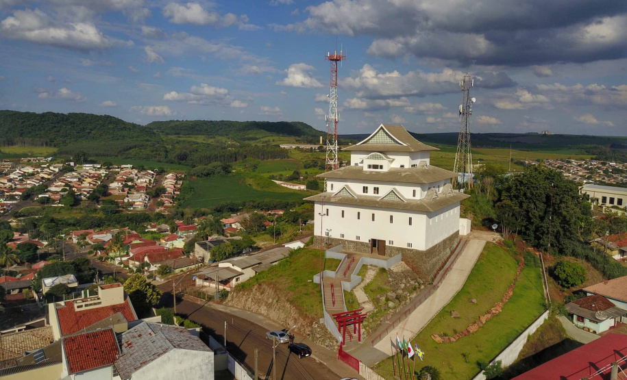 Cidade paranaense de apenas 13 mil habitantes vira referência global em inovação