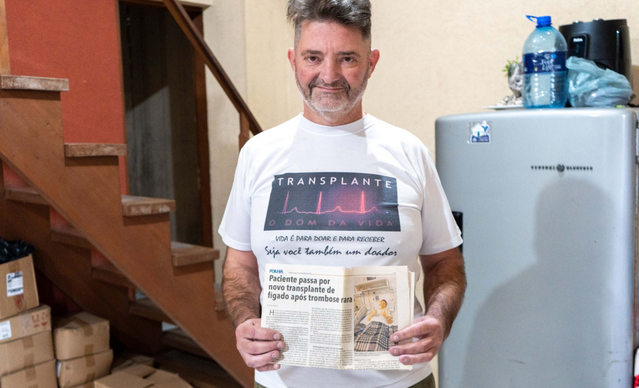 Nilson José Dybas completará 52 anos no próximo dia 10 de outubro. Isso oficialmente. Desde 2015 ele também celebra aniversário no dia 15 de setembro e 3 de novembro. O empresário, que mora no em Campo Largo, na Região Metropolitana de Curitiba, precisou passar por dois transplantes de fígado no intervalo de cinco anos depois de ser diagnosticado com esteatose hepática e ter uma trombose biliar.