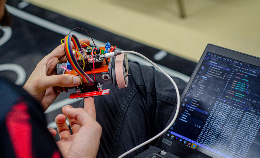 Refletindo sobre paralelos entre corpo e máquinas, MUPA terá  oficina gratuita de introdução à robótica