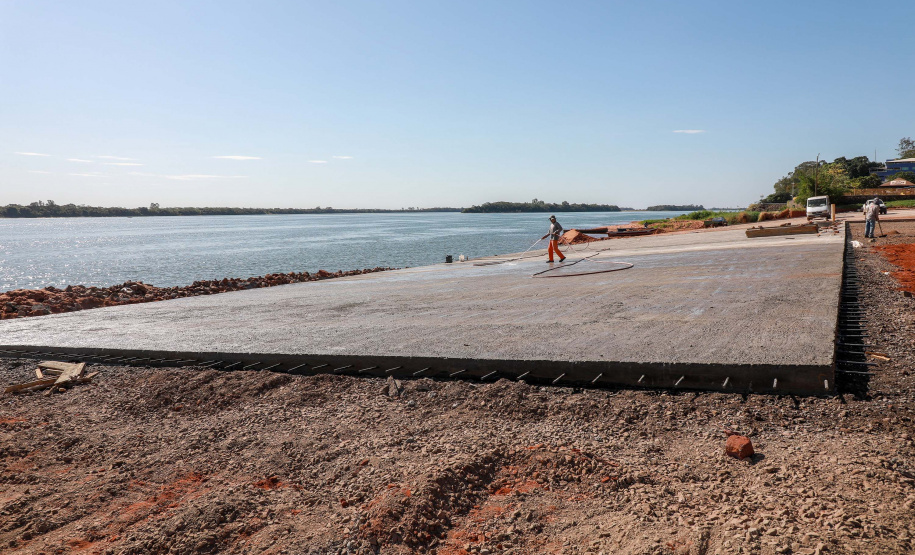 OBRAS NO NOROESTE – O Governo do Estado tem investido na melhoria de infraestrutura dos municípios da região Noroeste com o objetivo de potencializar o turismo às margens do Rio Paraná.