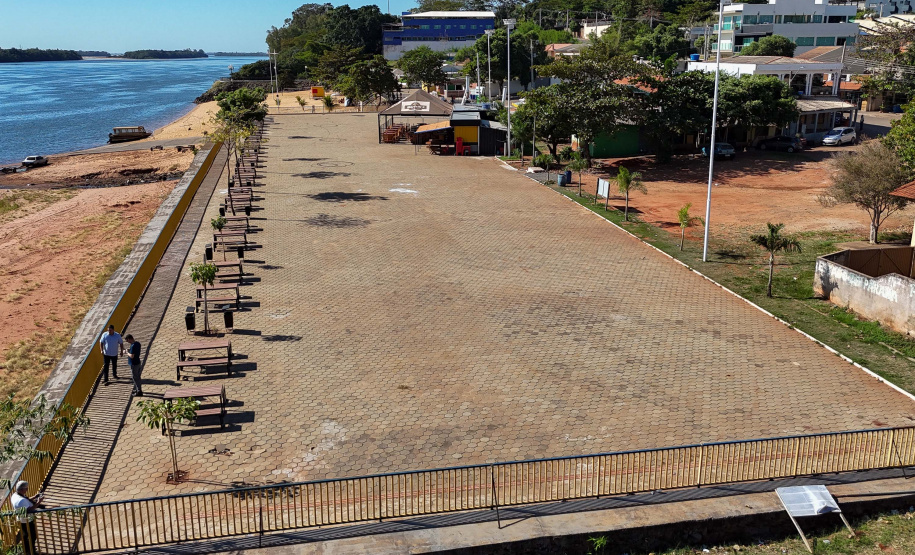 OBRAS NO NOROESTE – O Governo do Estado tem investido na melhoria de infraestrutura dos municípios da região Noroeste com o objetivo de potencializar o turismo às margens do Rio Paraná.