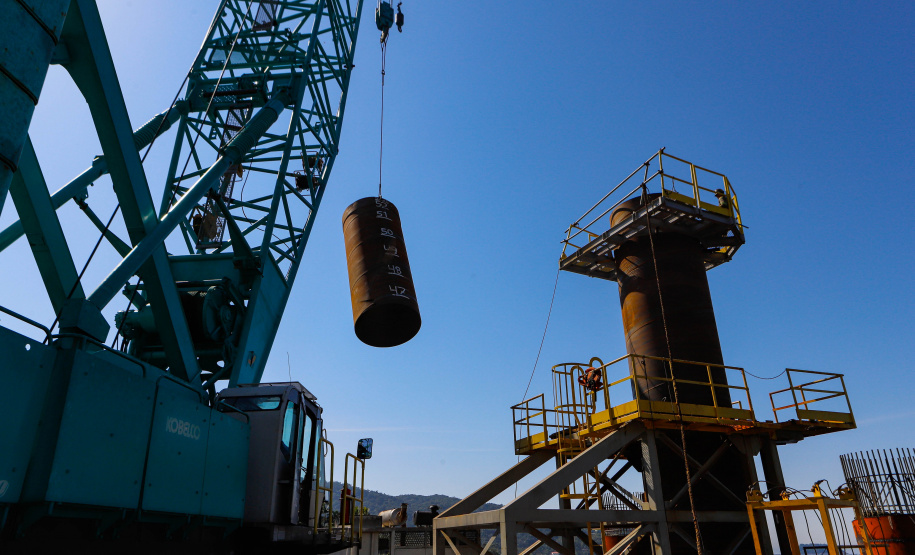 Com início do trecho estaiado, Ponte de Guaratuba chega a 11% de conclusão