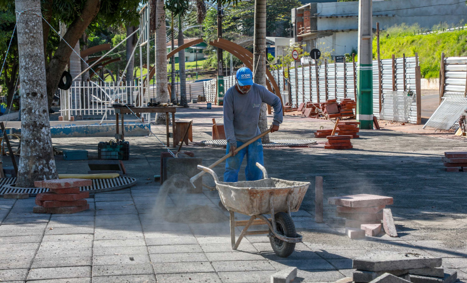 OBRAS NO NOROESTE – O Governo do Estado tem investido na melhoria de infraestrutura dos municípios da região Noroeste com o objetivo de potencializar o turismo às margens do Rio Paraná.