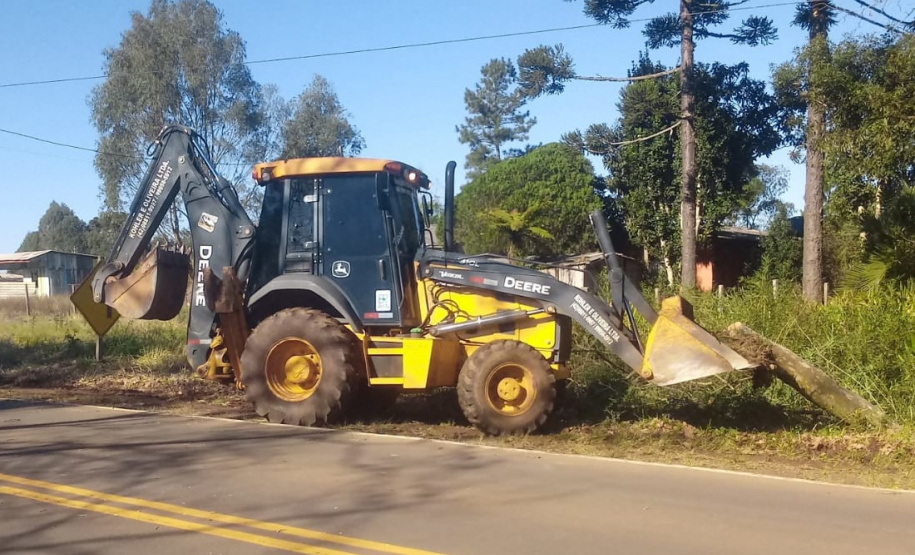 DER PR-170 Pinhão conservação de faixa de domínio