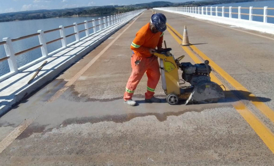 PR-218 e SP-249 Ponte da Represa de Chavantes reforma