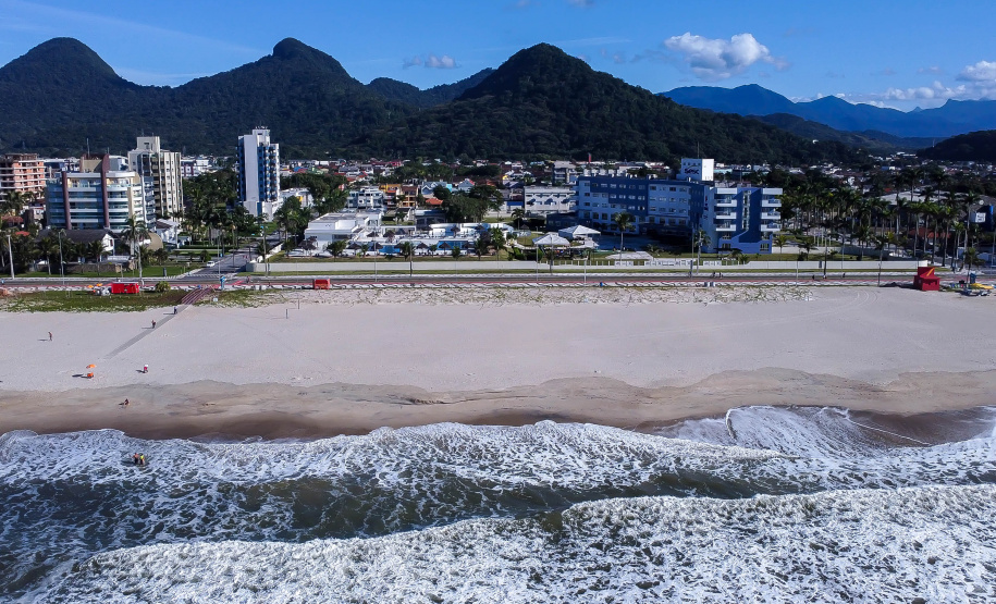 Novo boletim da orla: revitalização de Matinhos atinge 94,33% em junho