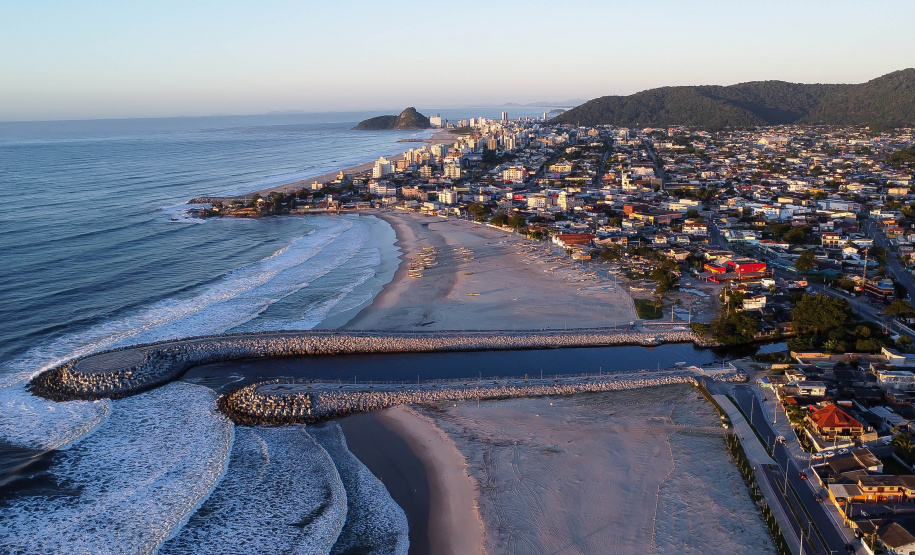 Novo boletim da orla: revitalização de Matinhos atinge 94,33% em junho