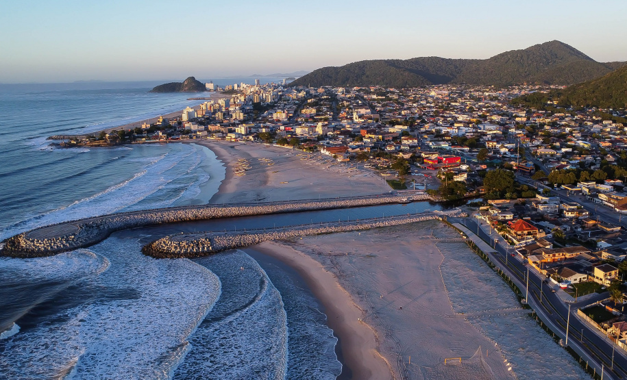 Novo boletim da orla: revitalização de Matinhos atinge 94,33% em junho
