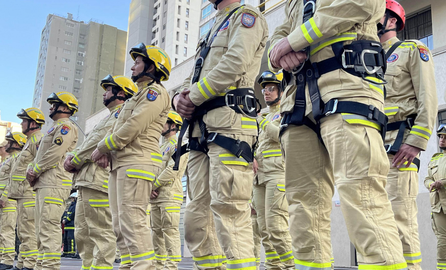 No dia 2 de julho, em celebração ao Dia do Bombeiro Brasileiro, o  Corpo de Bombeiros do Paraná (CBMPR) realizou uma solenidade especial, com desfiles e homenagens