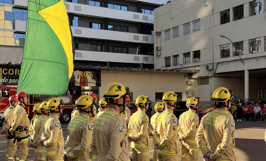 No dia 2 de julho, em celebração ao Dia do Bombeiro Brasileiro, o  Corpo de Bombeiros do Paraná (CBMPR) realizou uma solenidade especial, com desfiles e homenagens