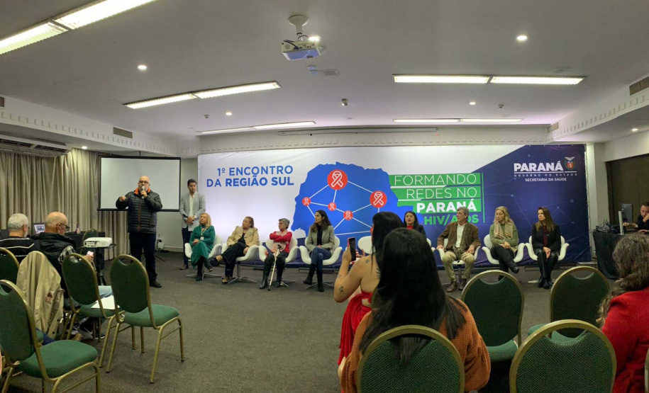 Encontro “Formando Redes” destaca a importância da prevenção e inclusão no combate ao HIV/Aids