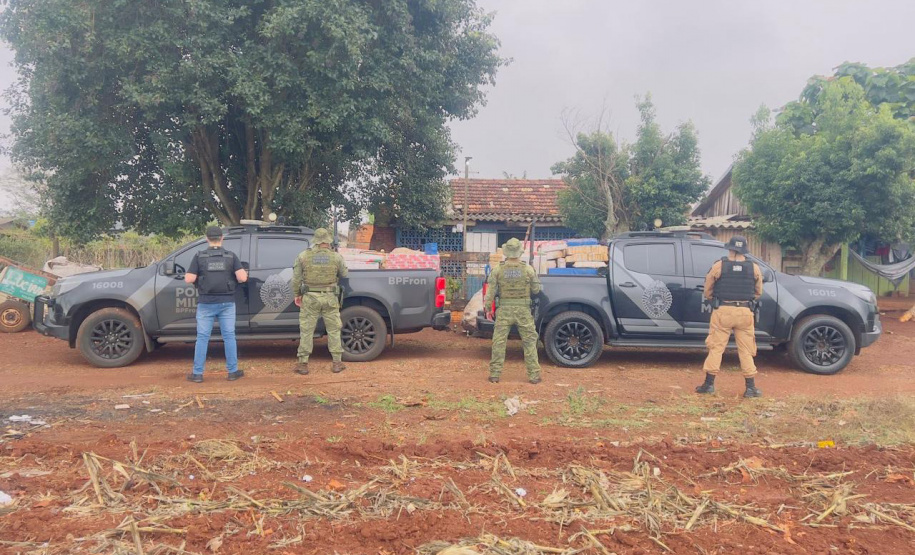 Policiais militares apreendem mais de 1,7 toneladas de substância análoga à maconha em Toledo