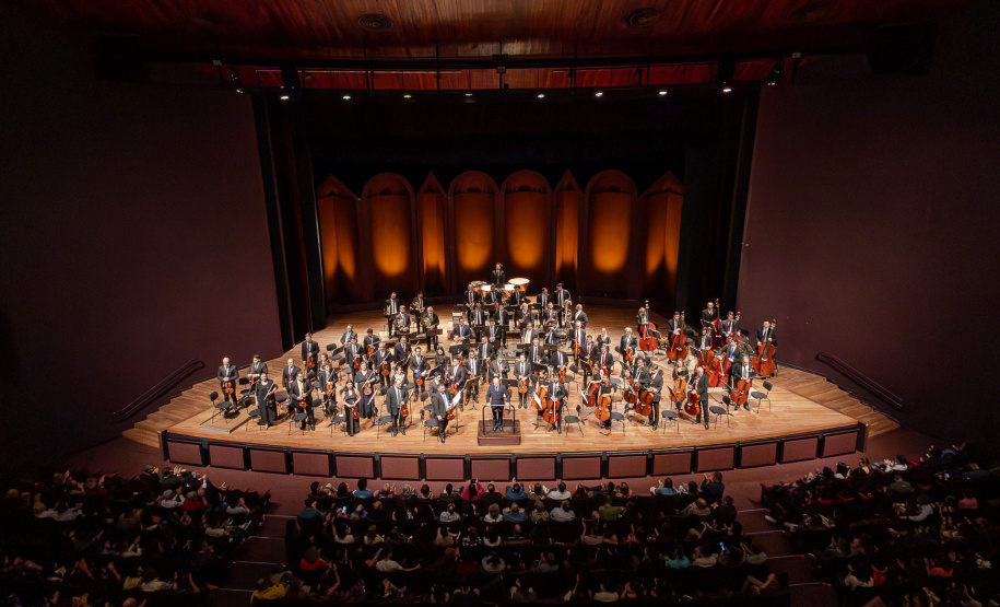 Orquestra Sinfônica do Paraná recebe fenômeno Valentina Lisitsa