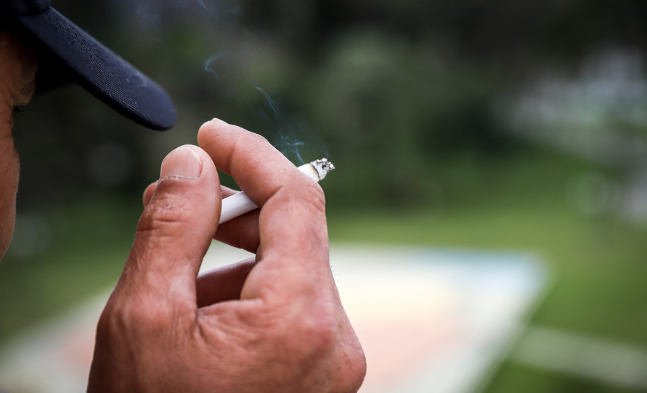 Dia Nacional de Combate ao Fumo: programa garante auxílio para quem pretende deixar o vício