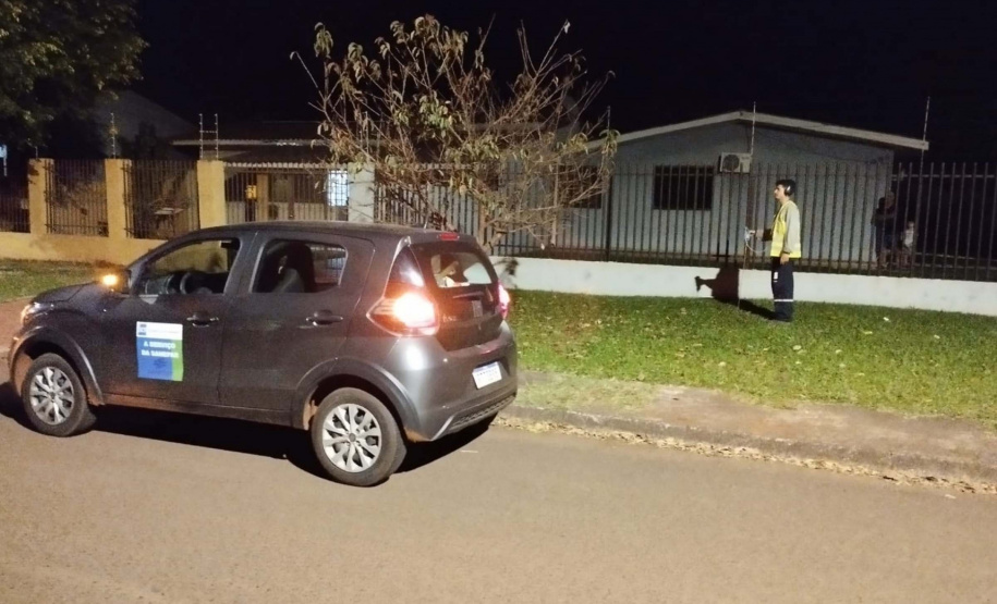 Sanepar faz pesquisa de vazamento noturna no centro de Cascavel C