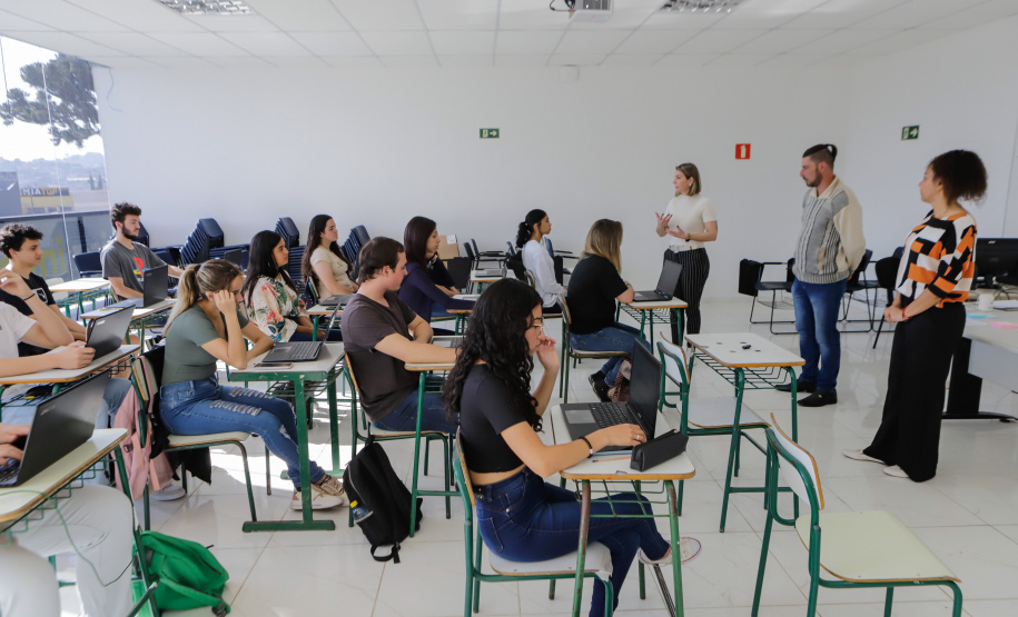 Alunos do projeto Talento Tech realizam primeira prova presencial nos 50 municípios