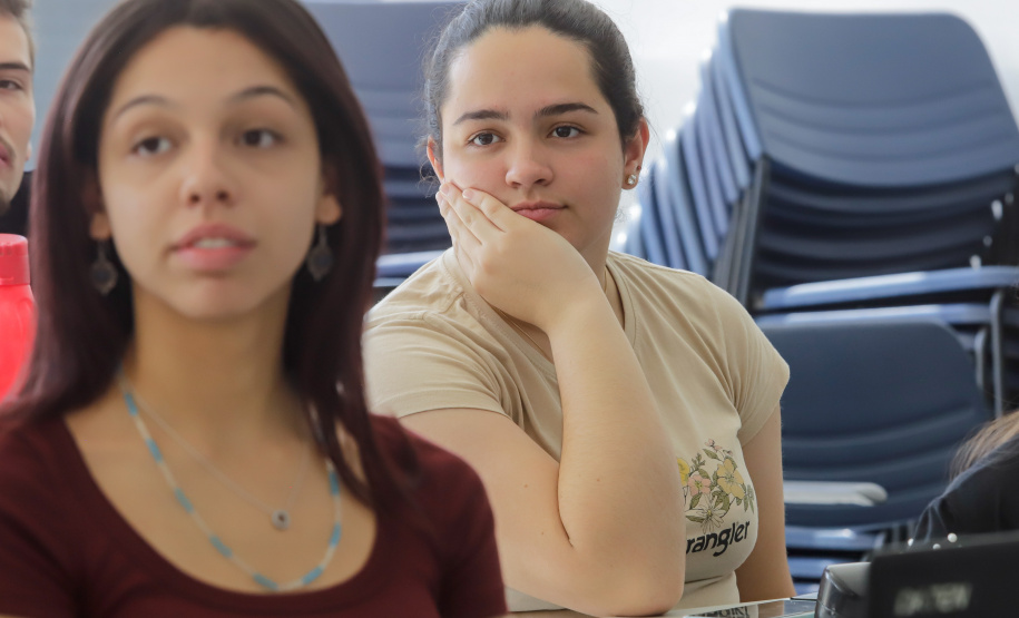 Alunos do projeto Talento Tech realizam primeira prova presencial nos 50 municípios