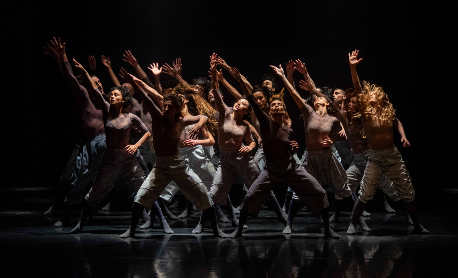 Balé Teatro Guaíra apresenta Contraponto pelo Paraná