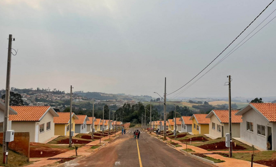 COHAPAR - Entrega Resid. Marina Portelinha em Califórnia