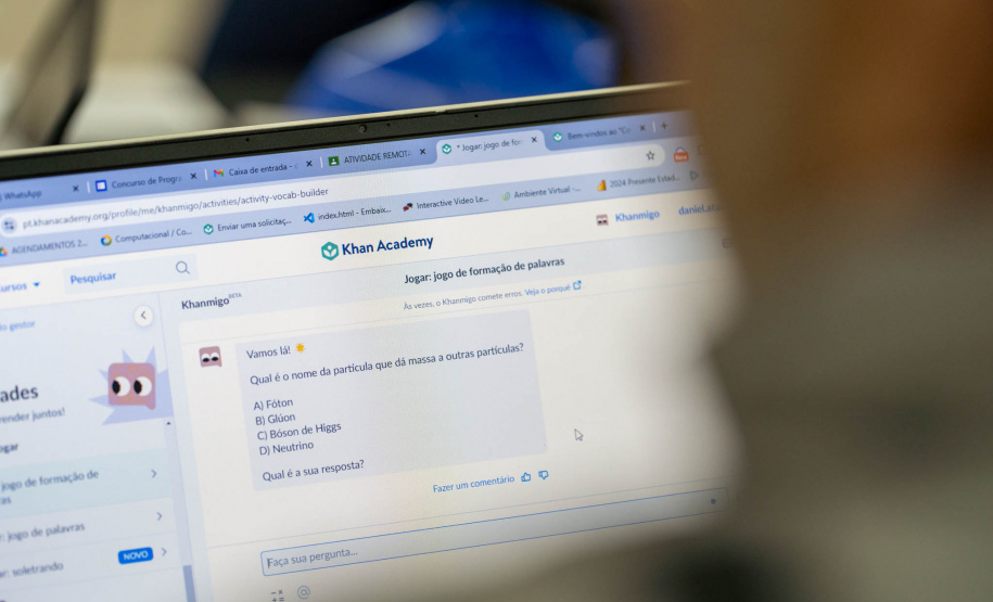 Capacitação reúne técnicos pedagógicos dos NREs para aplicação de IA no ensino da matemática nas escolas do Estado