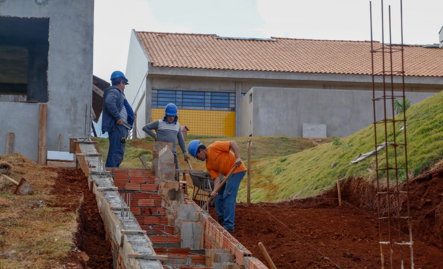 OBRAS EDUCAÇÃO