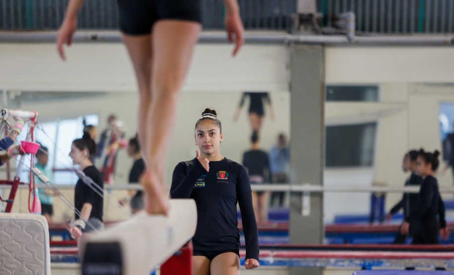 GINÁSTICA MEDALHISTA