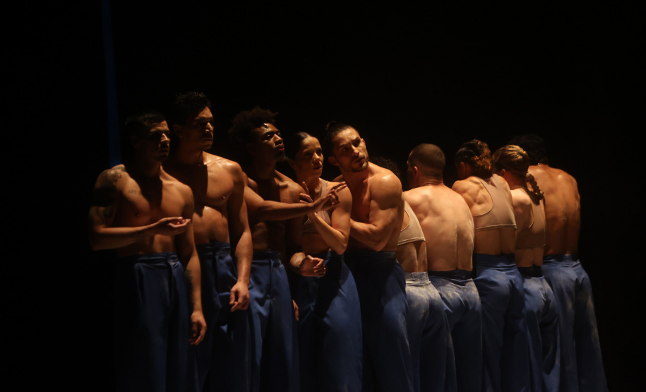 Balé Teatro Guaíra apresenta Contraponto pelo Paraná