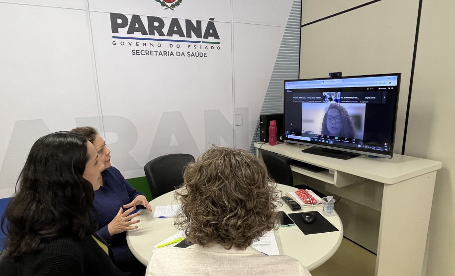 Paraná lança cartilha para orientar sobre violências contra as mulheres