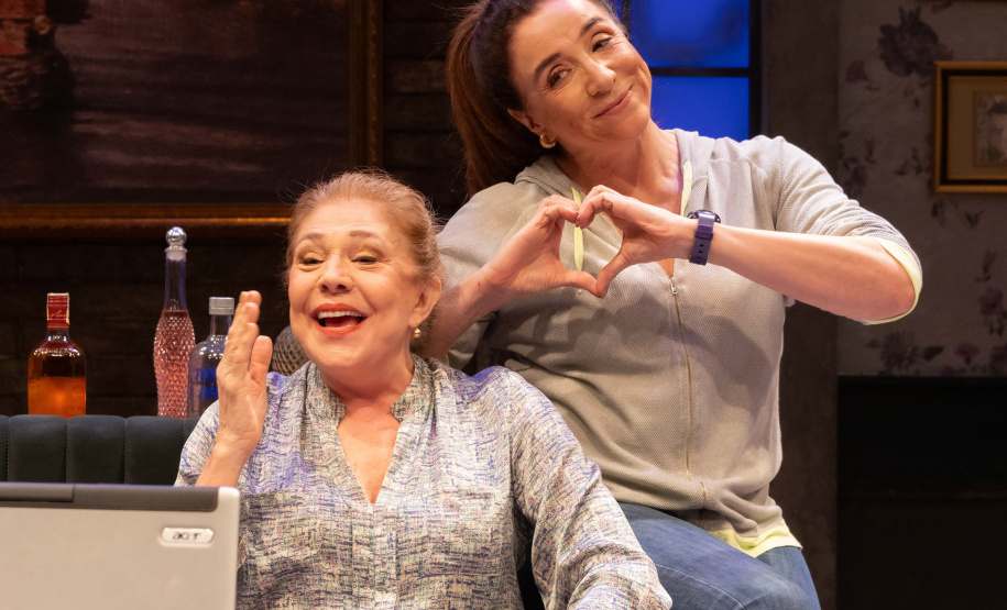 Guairinha recebe comédia protagonizada por Marisa Orth e Tania Bondezan