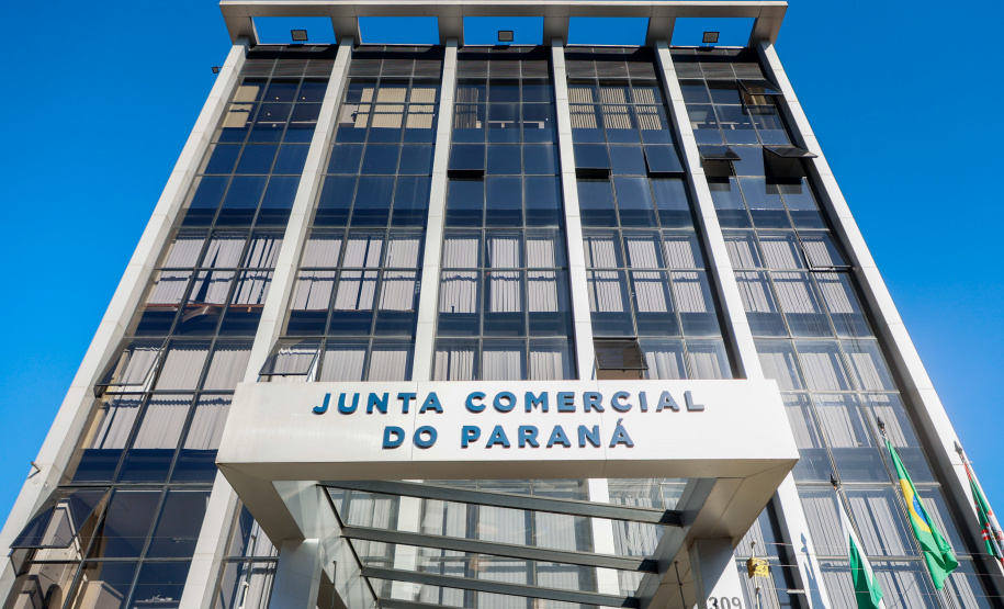 Paraná permanece em 2º lugar no ranking nacional de tempo de abertura de empresas