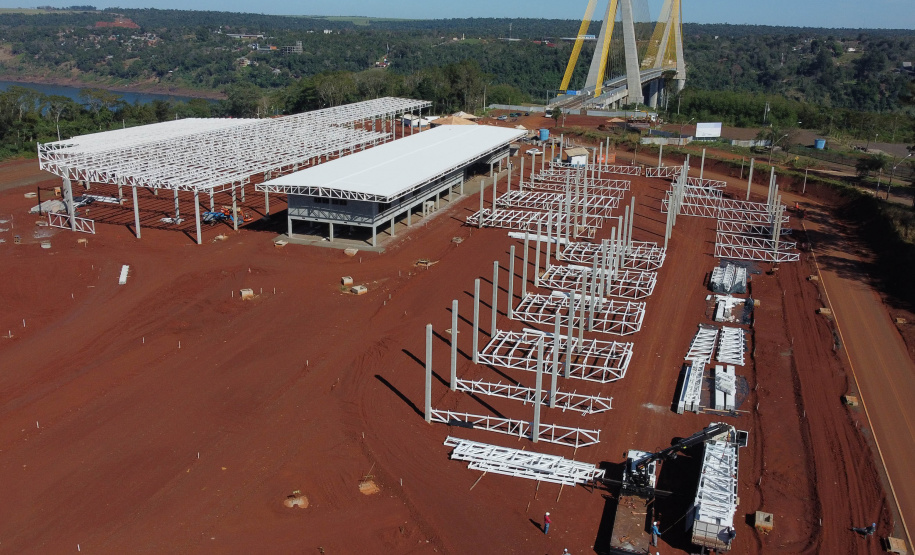 PERIMETRAL LESTE - FOZ