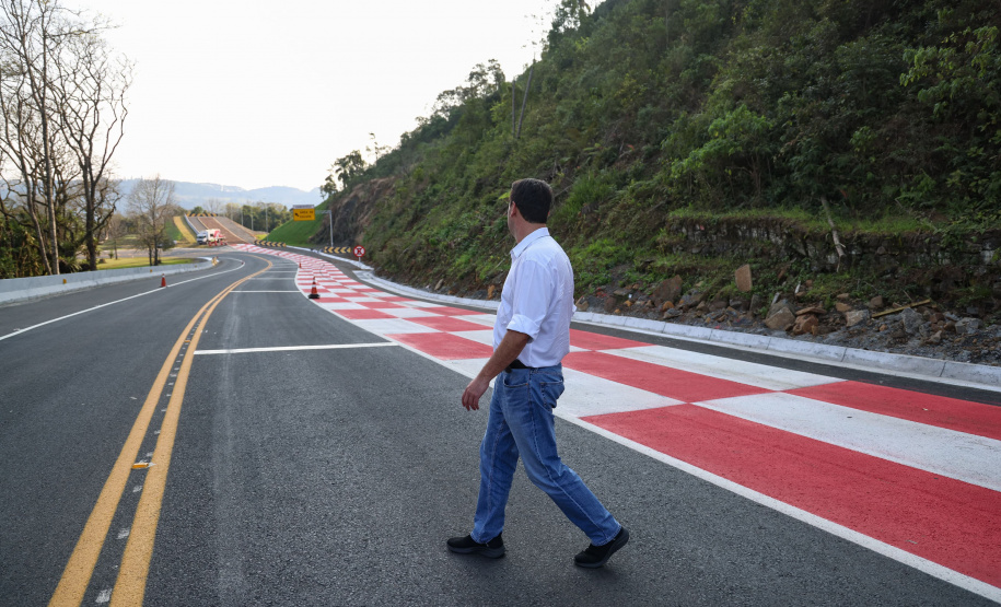 PR-170 Pinhão área de escape Governador vistoria nova área de escape da PR-170 em Pinhão