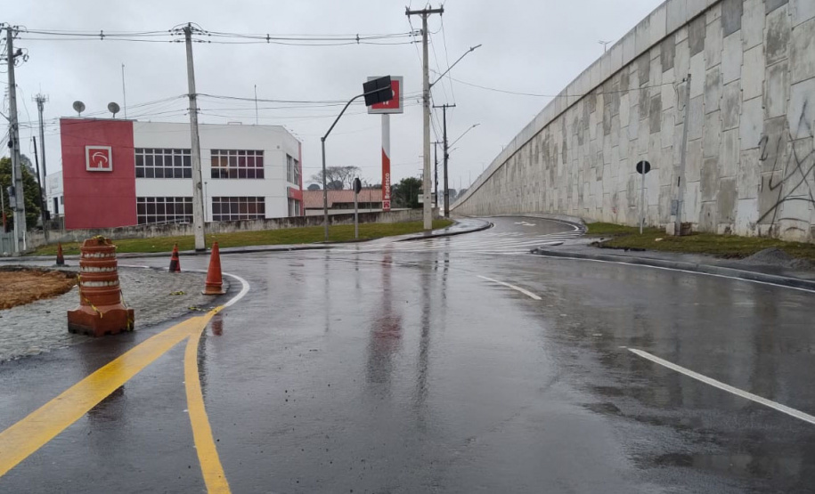 Viaduto SJP passagem inferior liberada