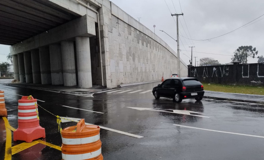 Viaduto SJP passagem inferior liberada