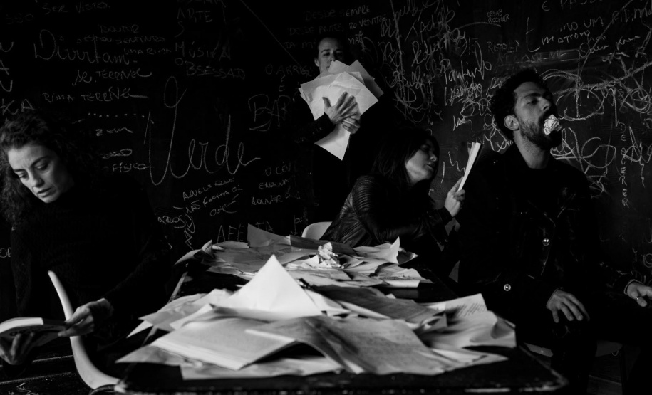 Teatro José Maria Santos recebe peça baseada na obra de Leminski