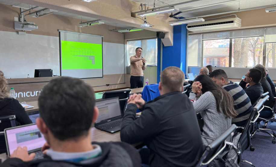 Oficinas capacitam servidores em pesquisa e compras públicas voltadas à inovação