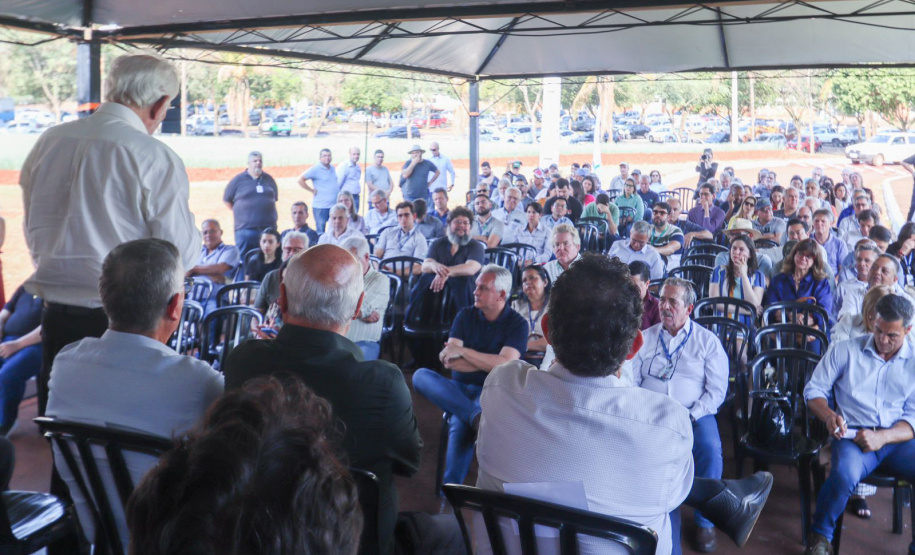 Darci Piana lança horto de plantas medicinais, aromáticas e condimentares em Londrina
