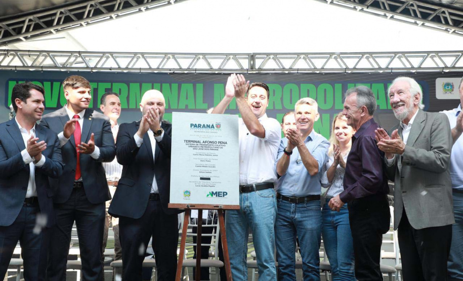 O governador Carlos Massa Ratinho Junior inaugurou nesta terça-feira (20) o novo Terminal Metropolitano de São José dos Pinhais