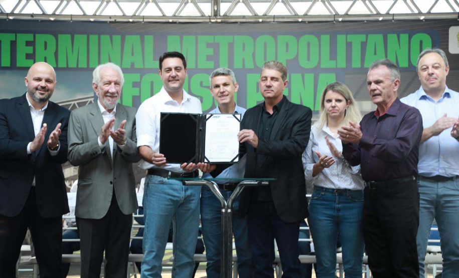 O governador Carlos Massa Ratinho Junior inaugurou nesta terça-feira (20) o novo Terminal Metropolitano de São José dos Pinhais