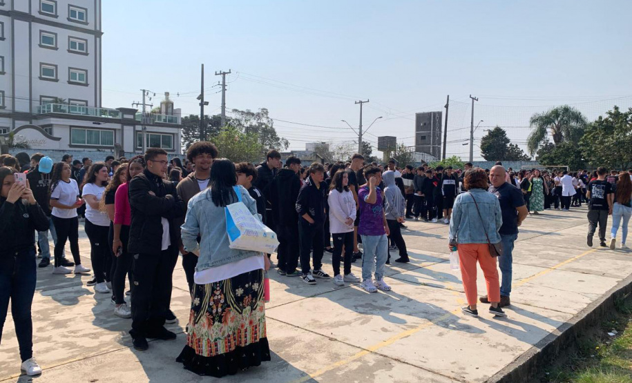 Brigadas Escolares do Paraná são referência para criação de programa no Ceará