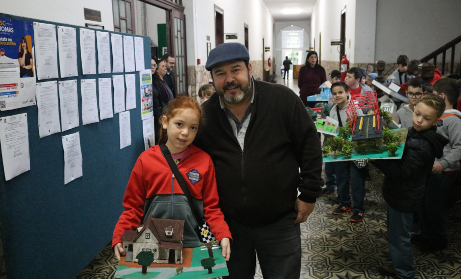 Mais de 240 professores e gestores municipais são capacitados pelo Estado no Projeto Turismo na Escola