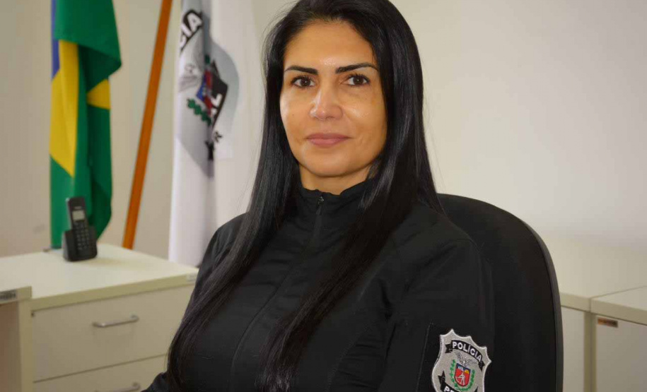 A Polícia Penal do Paraná terá uma policial penal feminina pela primeira vez como diretora. O secretário da Segurança Pública, Hudson Leôncio Teixeira, anunciou Ananda Chalegre como nova diretora-geral da instituição