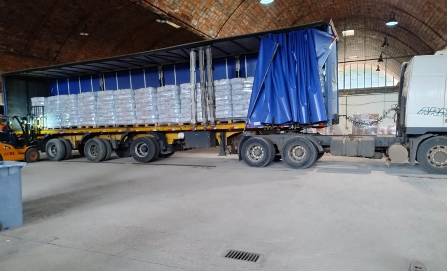 Materiais adquiridos por meio de doação do TCE para atender às vítimas do RS começam a ser entregues